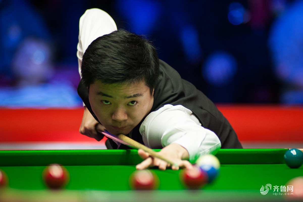 而另一位内 而另一位内