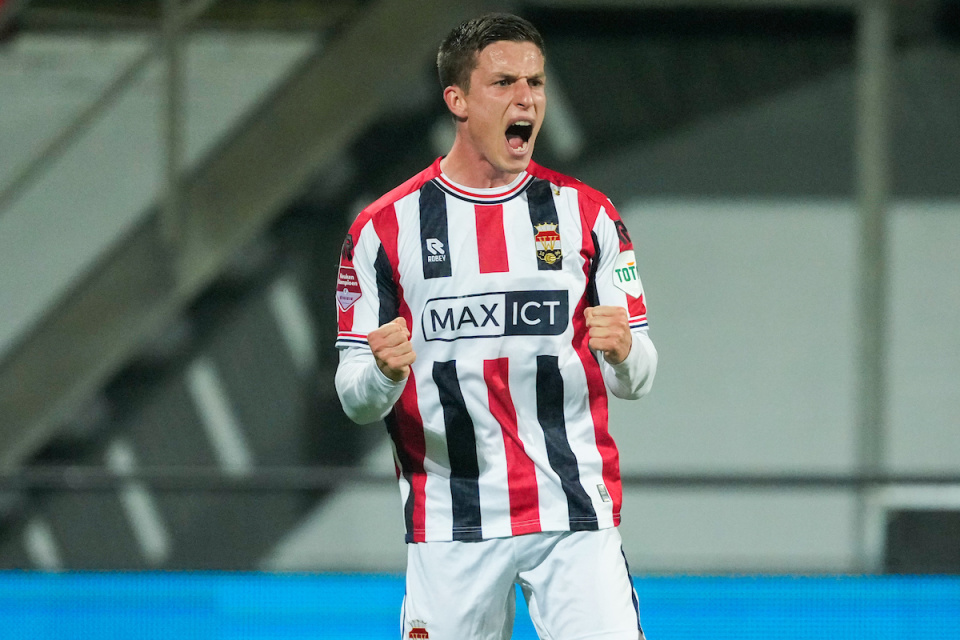 的精神和坚 的精神和坚