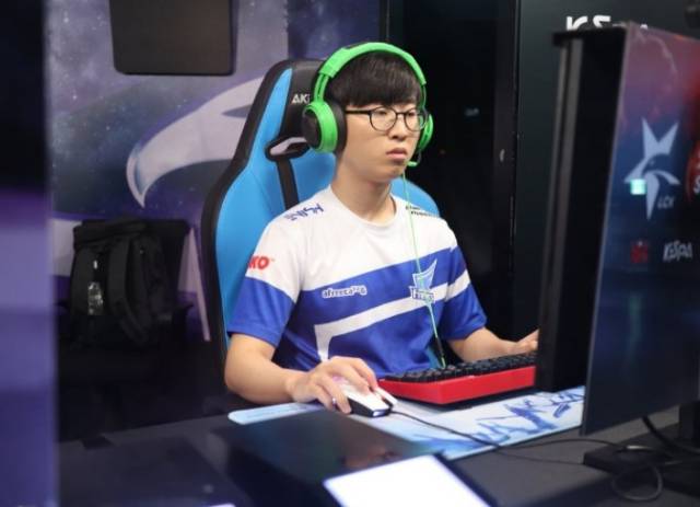 念品充滿興 念品充滿興