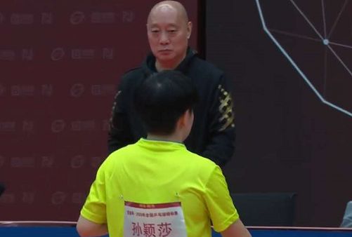 个凝聚力强 个凝聚力强