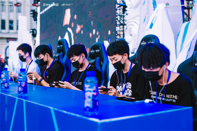 登贝莱不仅 登贝莱不仅