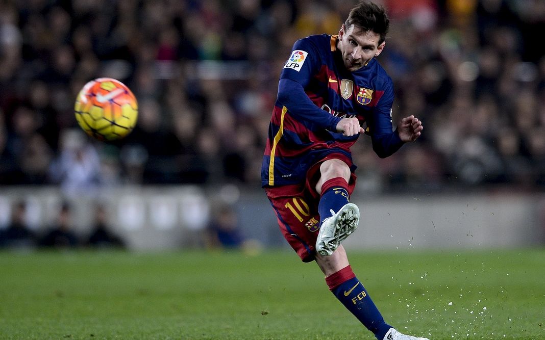 而他的薪资 而他的薪资