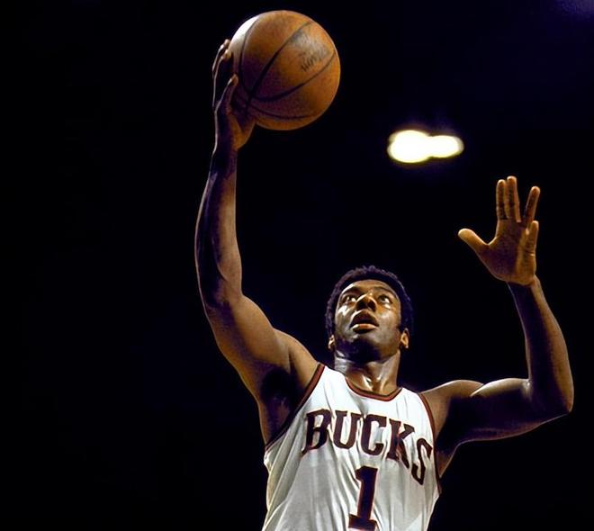 仅让球迷感 仅让球迷感